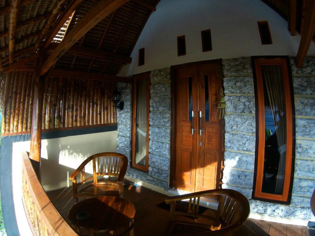 Banana Guest House Batununggul Exterior foto